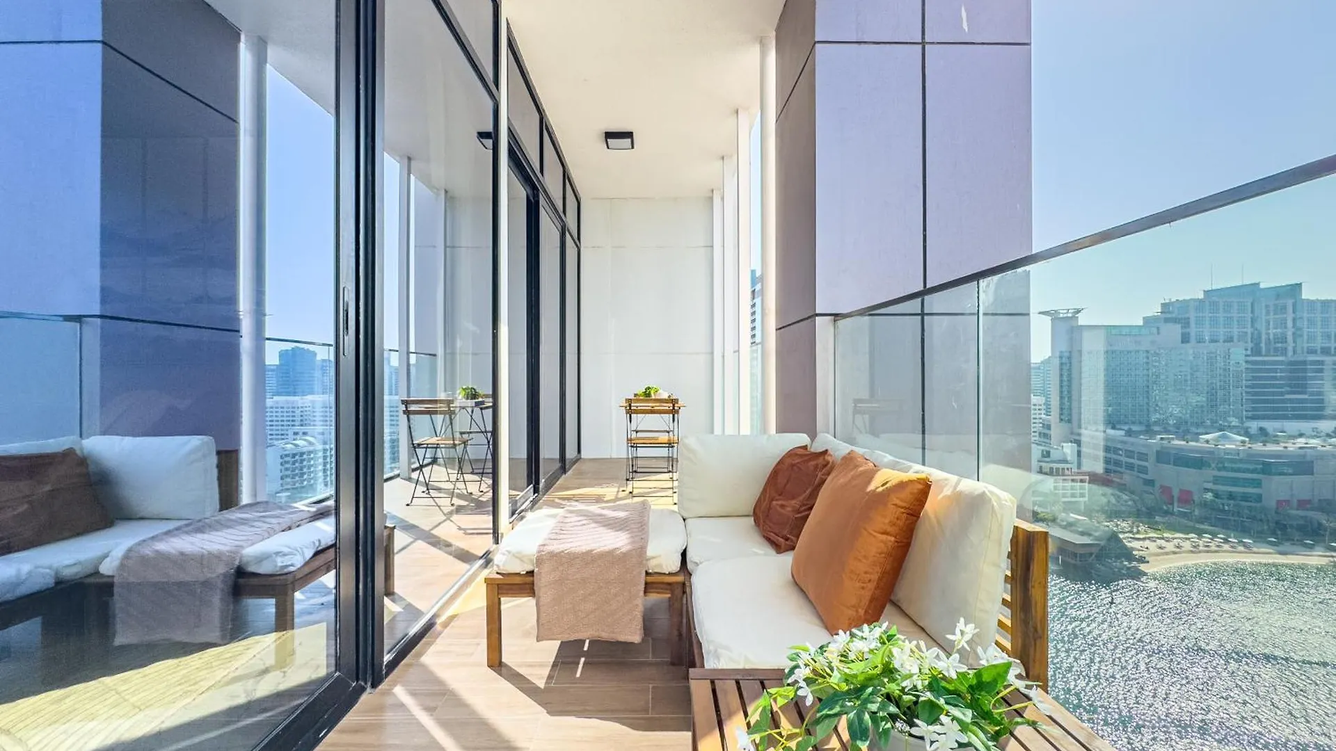 Full Cleveland & Canal View - Perfect Corporate Stay - 5 Min Walk From Adgm And Galleria - Big Balcony - Upgraded Abú Dhabí Apartmán
